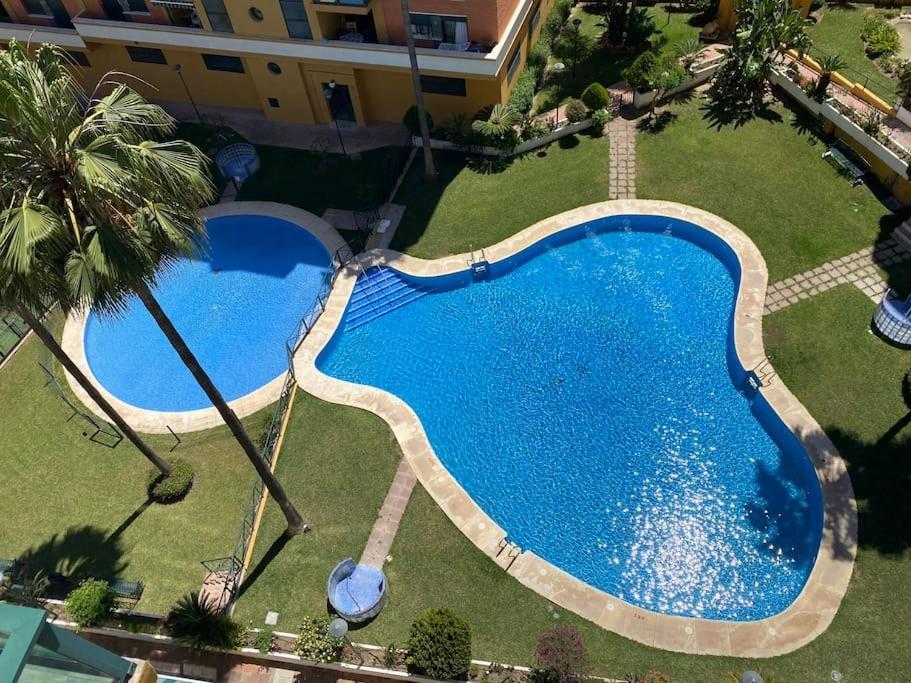 Torremolinos, Playa Del Bajondillo, Primera Linea Exteriér fotografie