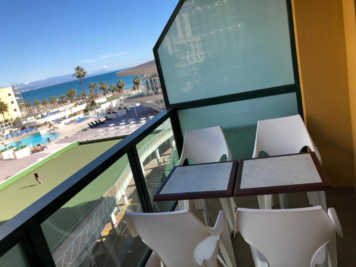 Torremolinos, Playa Del Bajondillo, Primera Linea Exteriér fotografie