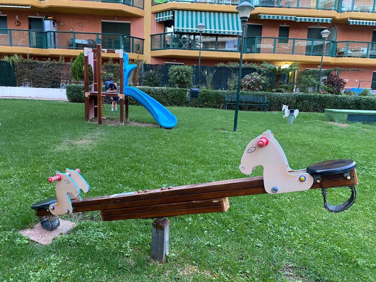 Torremolinos, Playa Del Bajondillo, Primera Linea Exteriér fotografie